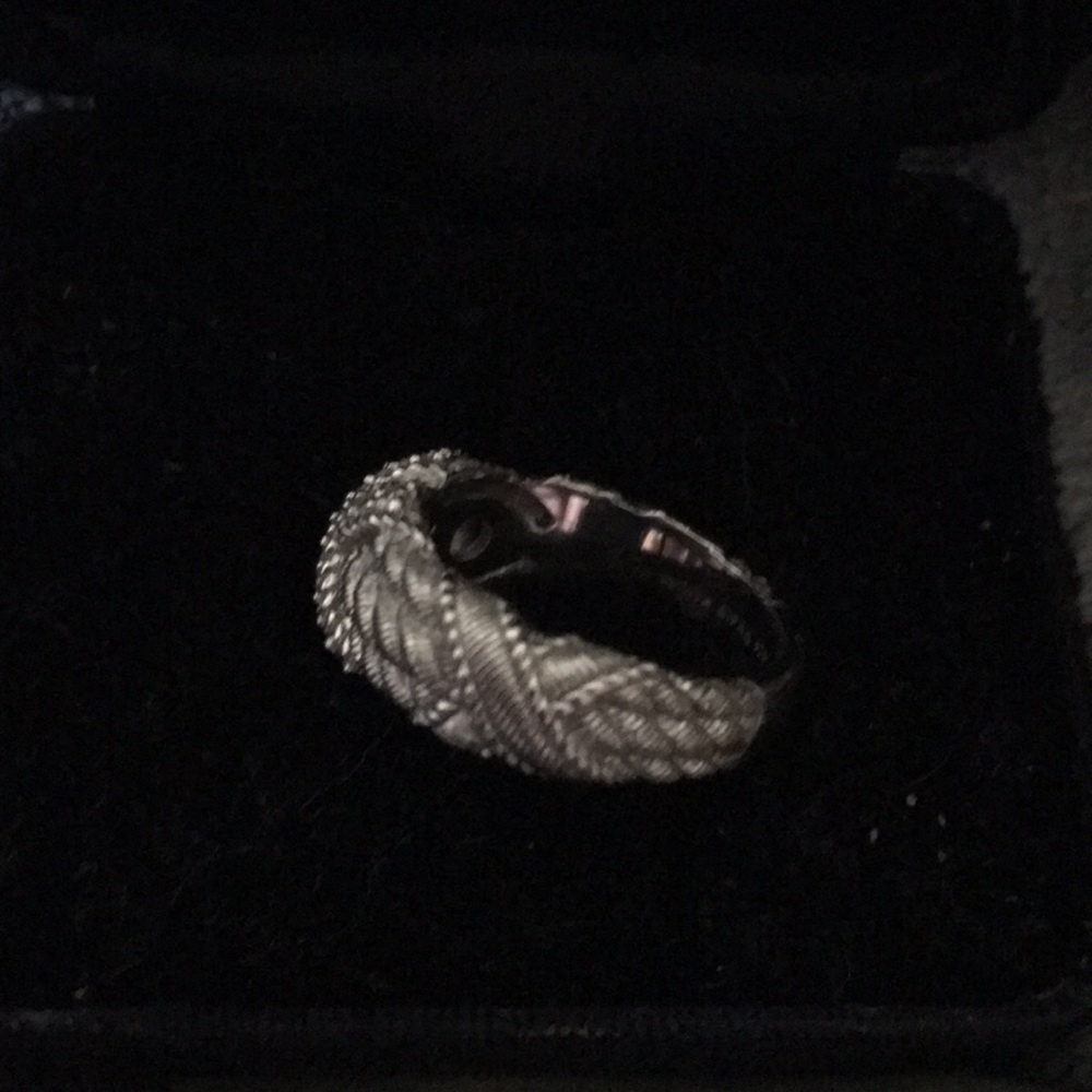 Authentic Judith Ripka Ring - Picture 2 of 4